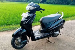 Honda Activa 2016 Motorbike (Used)