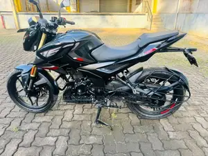 Bajaj Pulsar 2025 Motorbike (Used)