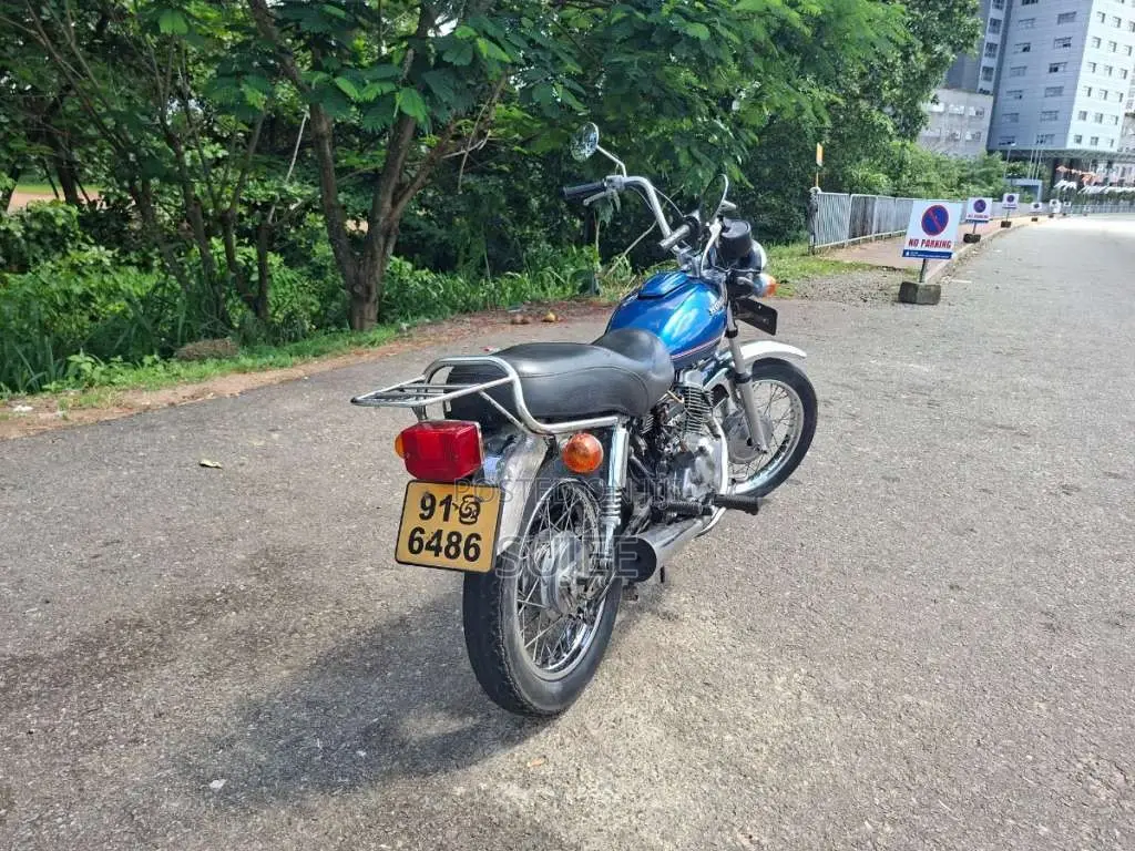 Honda CM Custom 1987 Motorbike (Used)