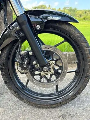 Suzuki Intruder EFI 2018 Motorbike (Used)