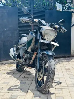 Suzuki Intruder 2021 Motorbike (Used)