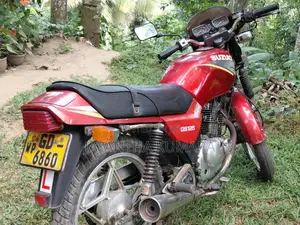 Suzuki GS125 2000 Motorbike (Used)