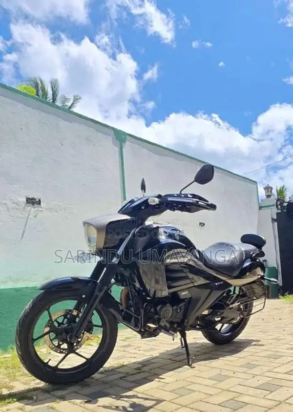 Suzuki Intruder 2021 Motorbike (Used)