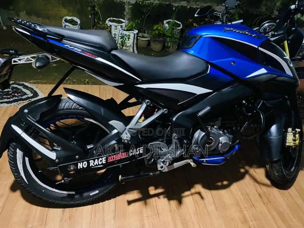 Bajaj Pulsar NS160 2017 Motorbike (Used)
