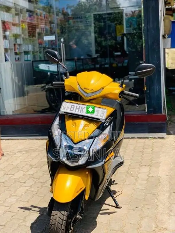 Honda Dio 2019 Motorbike (Used)