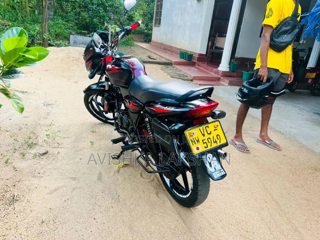 Bajaj Discover 2009 Motorbike (Used)
