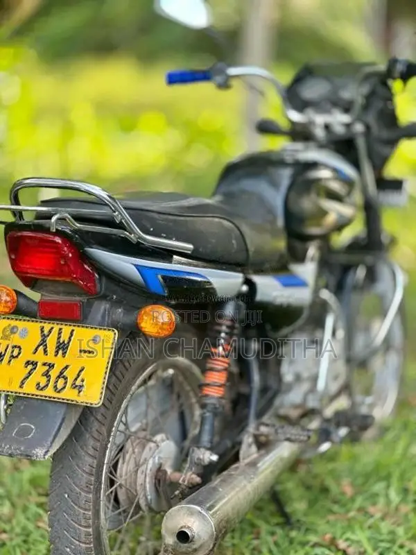 Bajaj CT-100 2012 Motorbike (Used)