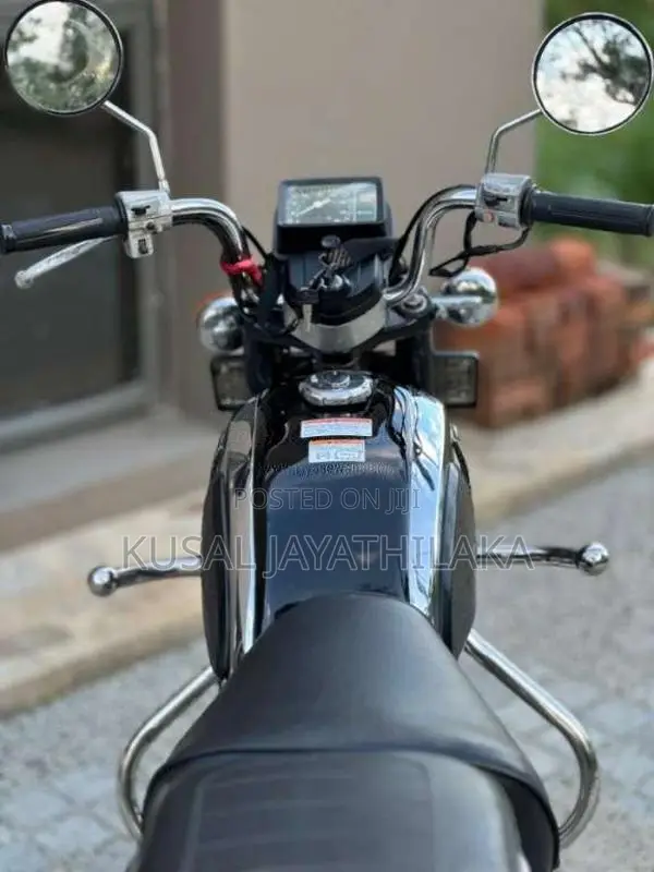 Honda CD125 1998 Motorbike (Used)