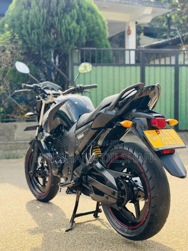 Yamaha FZ-S Version 1 2013 Motorbike (Used)