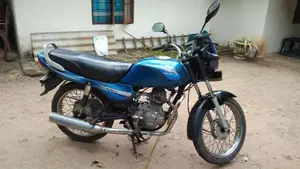 Bajaj Caliber 2004 Motorbike (Used)