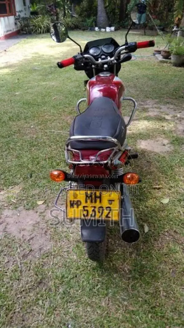 Bajaj CT-100 2004 Motorbike (Used)