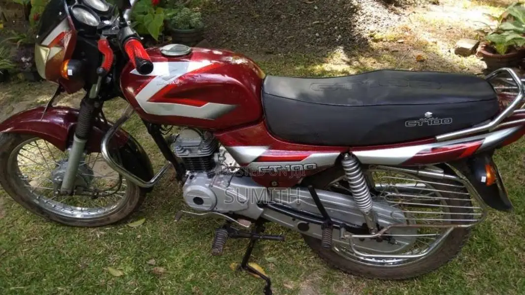 Bajaj CT-100 2004 Motorbike (Used)