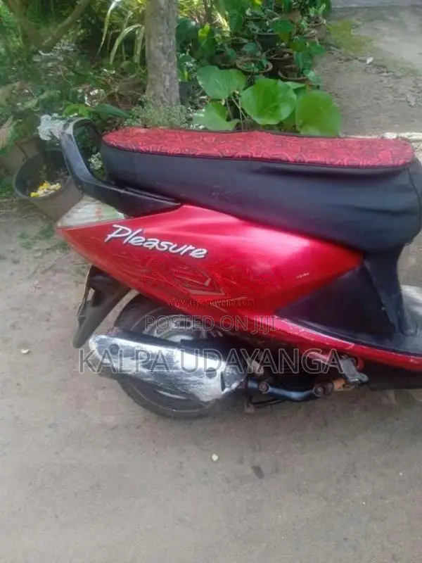 Hero Pleasure 2011 Motorbike (Used)