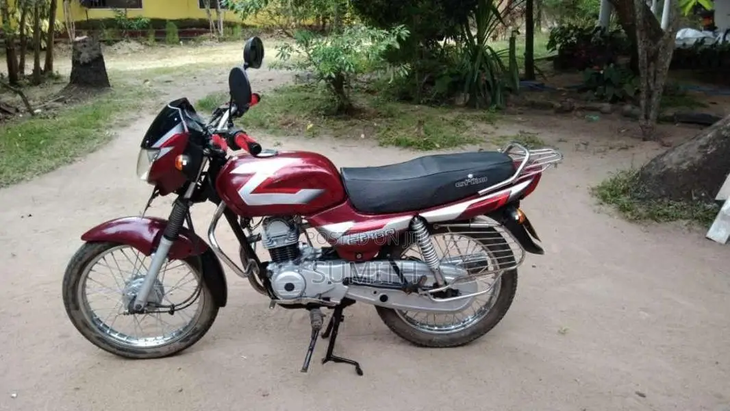 Bajaj CT-100 2004 Motorbike (Used)