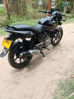 Bajaj Pulsar 2016 Motorbike (Used)