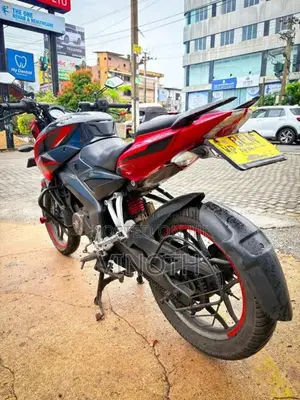 Bajaj Pulsar NS200 2016 Motorbike (Used)