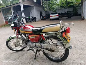 Hero-Honda Cd100 2002 Motorbike (Used)