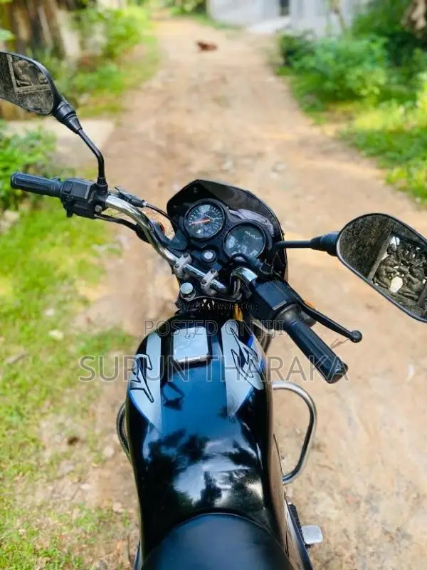 Bajaj CT-100 2017 Motorbike (Used)