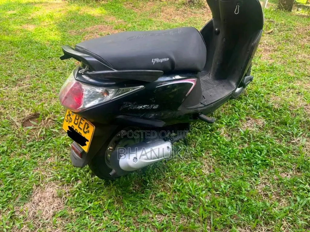 Hero Pleasure 2015 Motorbike (Used)