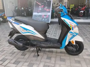 Honda Dio 1999 Motorbike (Used)