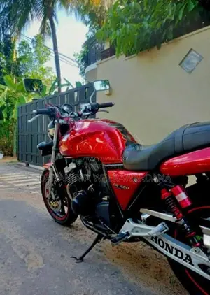 Honda Cb4 2003 Motorbike (Used)