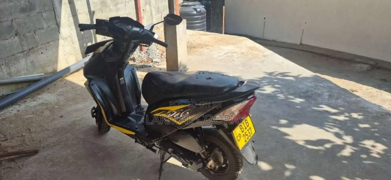 Honda Dio 2019 motorcycle (Used)