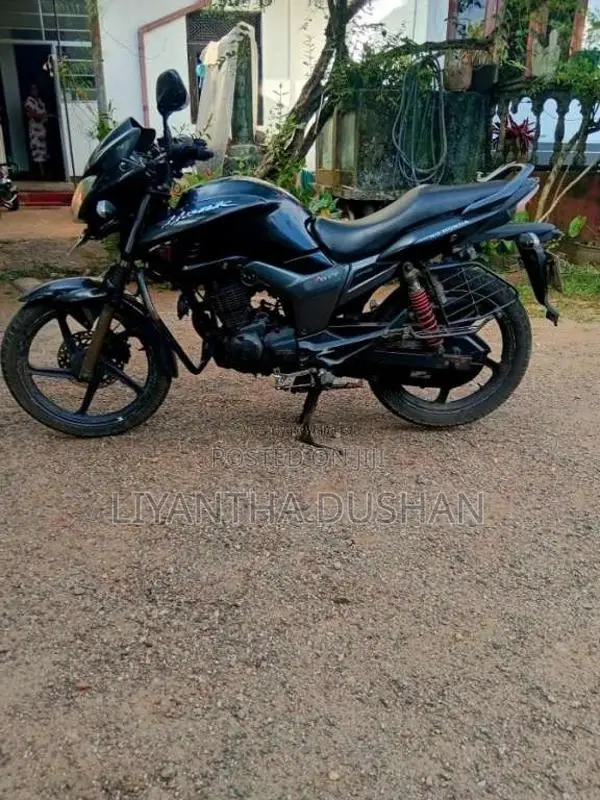 Hero-Honda Hunk 2012 Motorbike (Used)