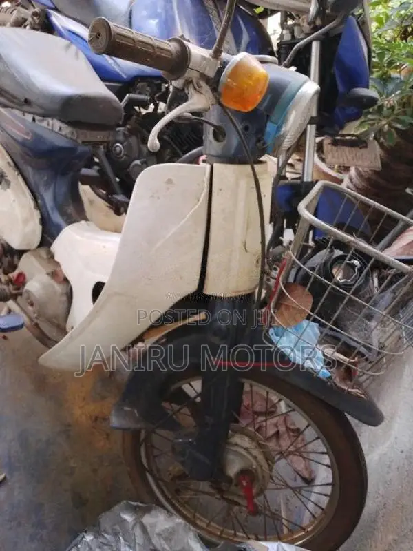 Honda C50 1997 Motorbike (Used)