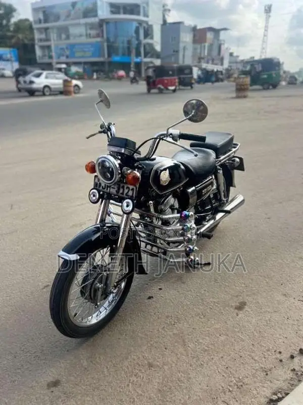 Honda CD125 2000 Motorbike (Used)