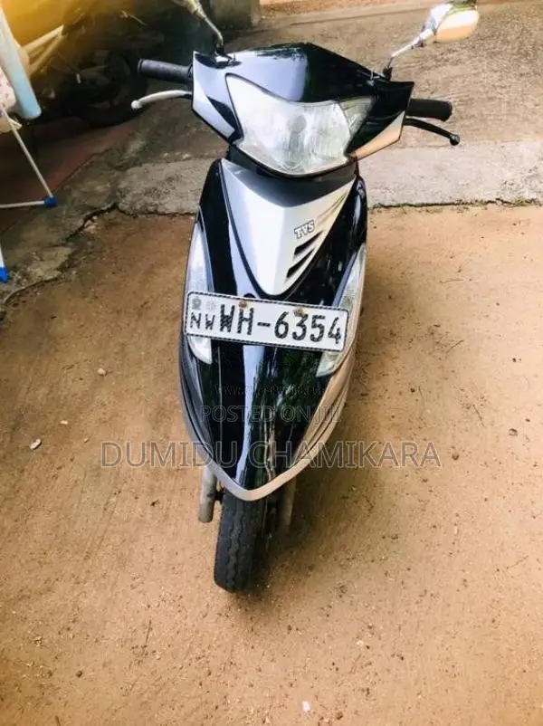 TVS Scooty Streak 2010 Motorbike (Used)