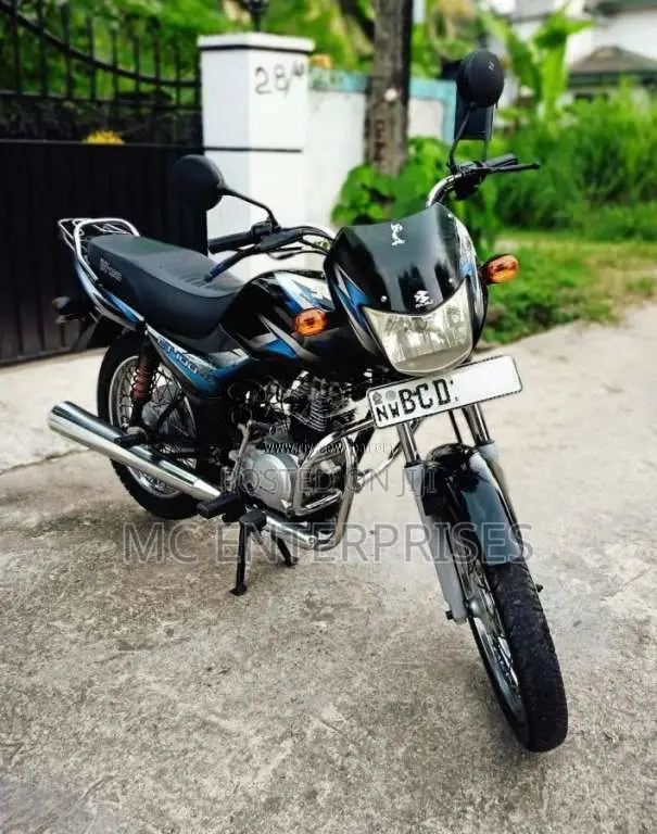Bajaj CT-100 2014 Motorbike (Used)