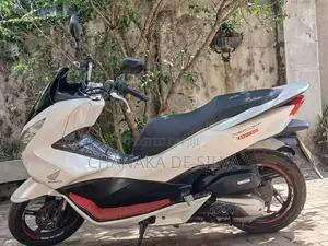 Honda Pcx 2018 Motorbike (Used)