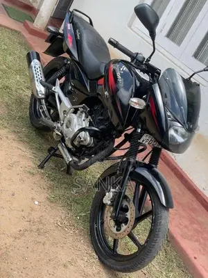 Bajaj Pulsar 2015 Motorbike (Used)