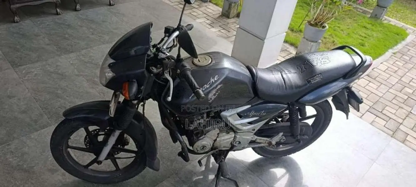 TVS Apache 2006 Motorbike (Used)