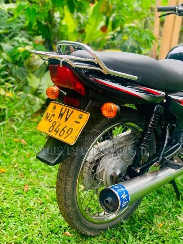 Bajaj CT-100 2010 Motorbike (Used)