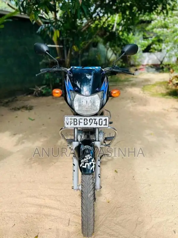 Bajaj CT-100 2017 Motorbike (Used)