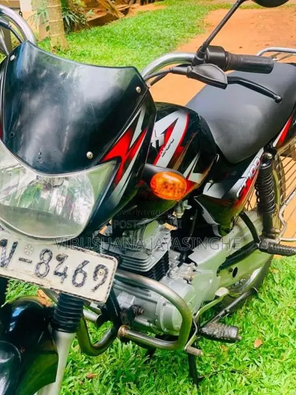Bajaj CT-100 2010 Motorbike (Used)