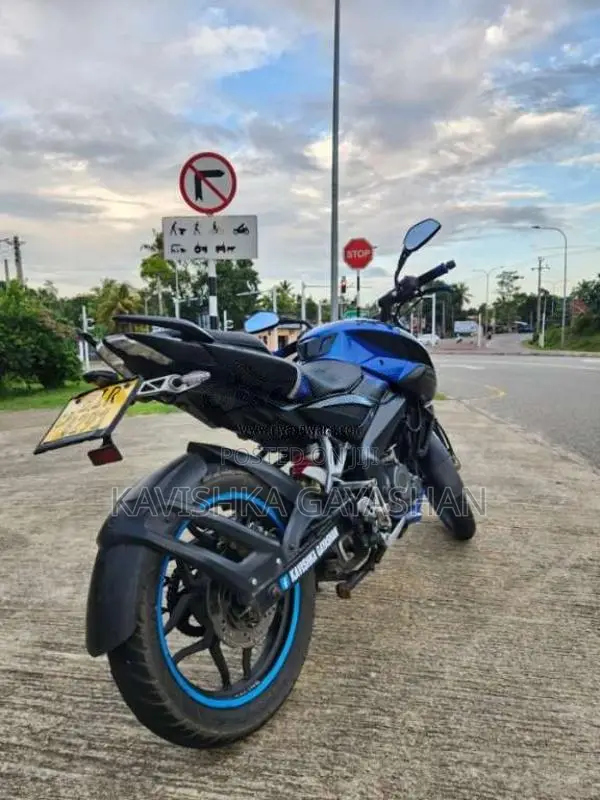 Bajaj Pulsar NS160 2020 Motorbike (Used)