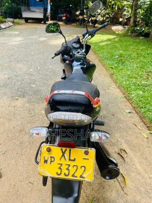 Bajaj Discover 2012 Motorbike (Used)