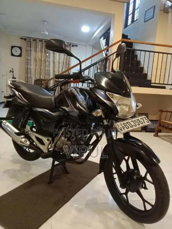 Bajaj Discover 2014 Motorbike (Used)