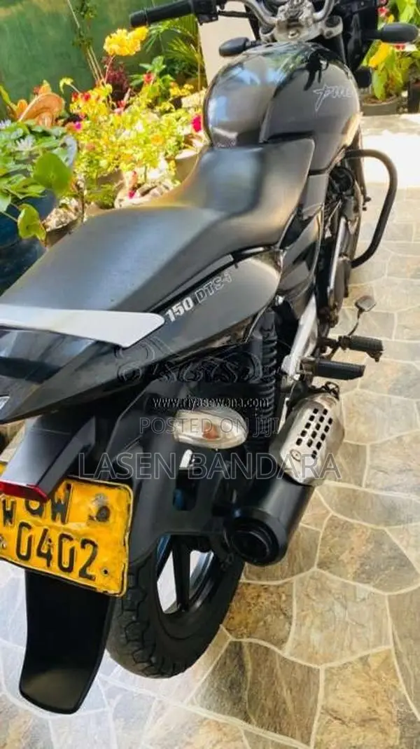 Bajaj Pulsar 2009 Motorbike (Used)