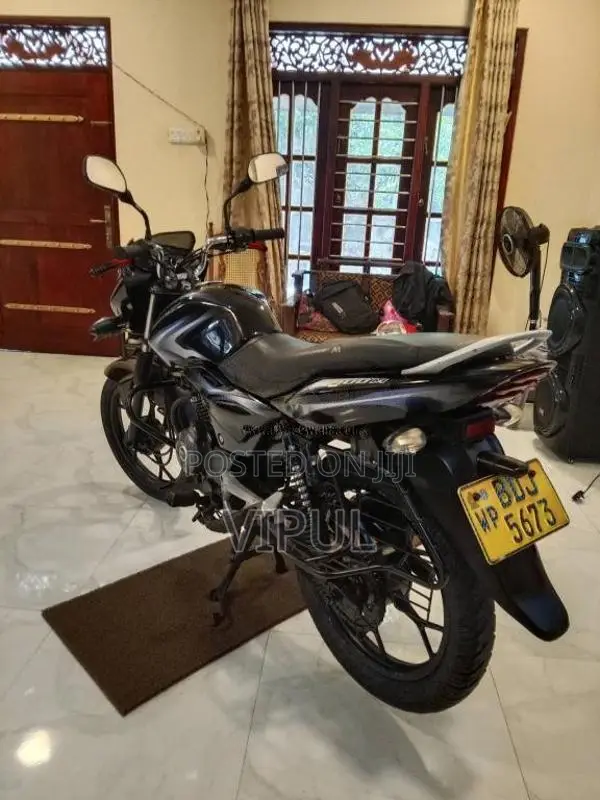 Bajaj Discover 2014 Motorbike (Used)