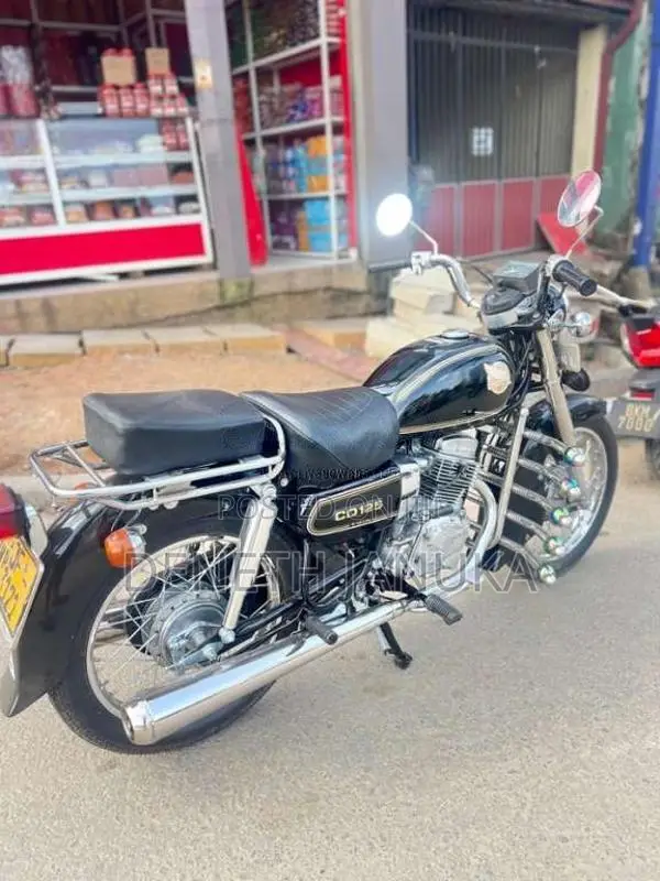 Honda CD125 2000 Motorbike (Used)