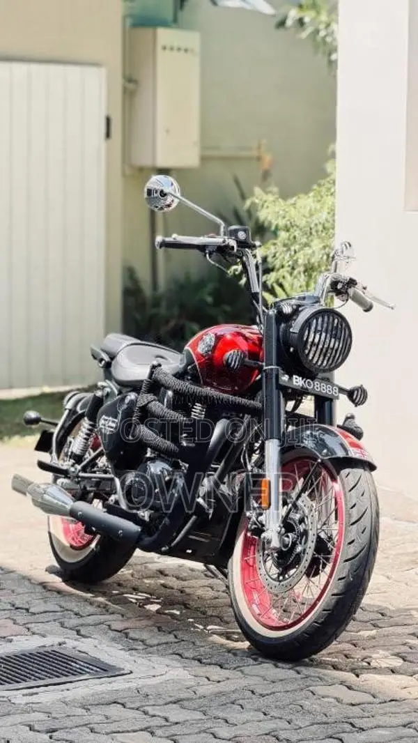 Other Royal Enfield Goan Classic 2025 Motorbike (Used)