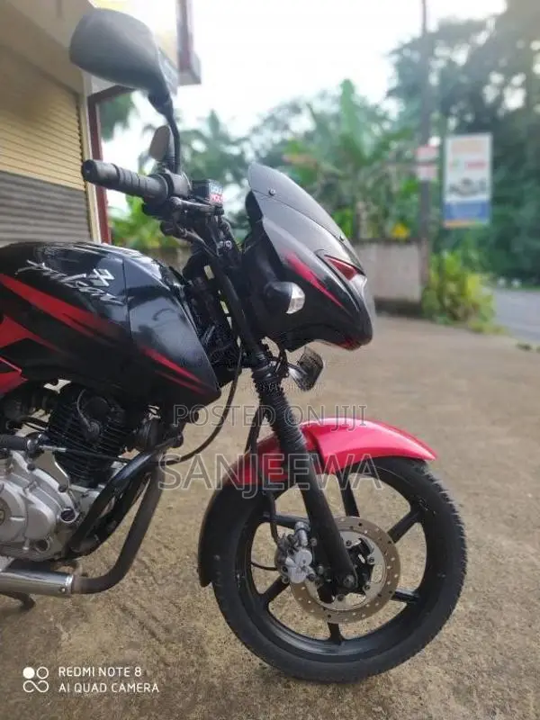 Bajaj Pulsar 2017 Motorbike (Used)