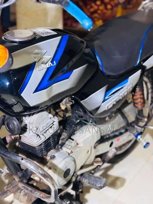 Bajaj CT-100 2011 Motorbike (Used)