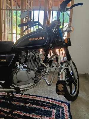 Suzuki GN125 2018 Motorbike (Used)