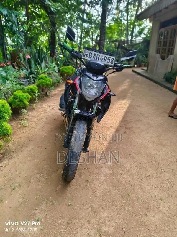 Yamaha Fz 2015 Motorbike (Used)