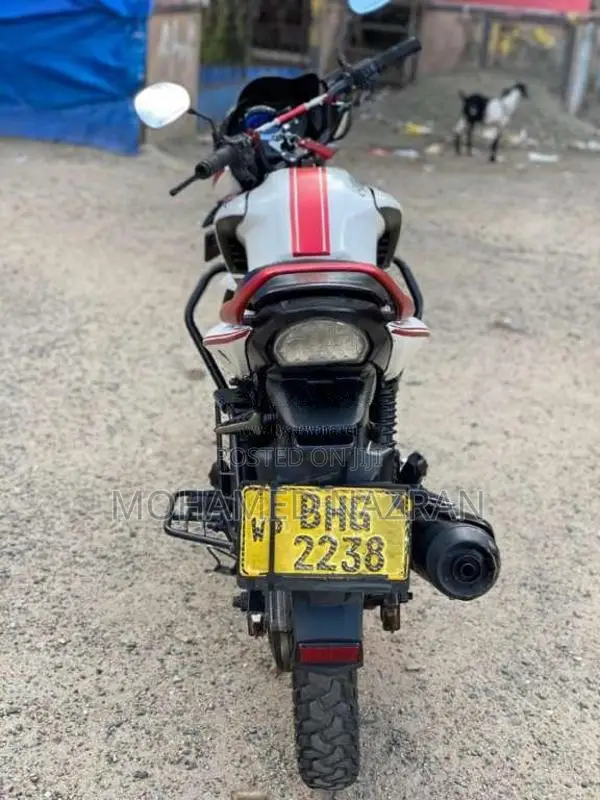 Hero Hunk 2018 Motorbike (Used)
