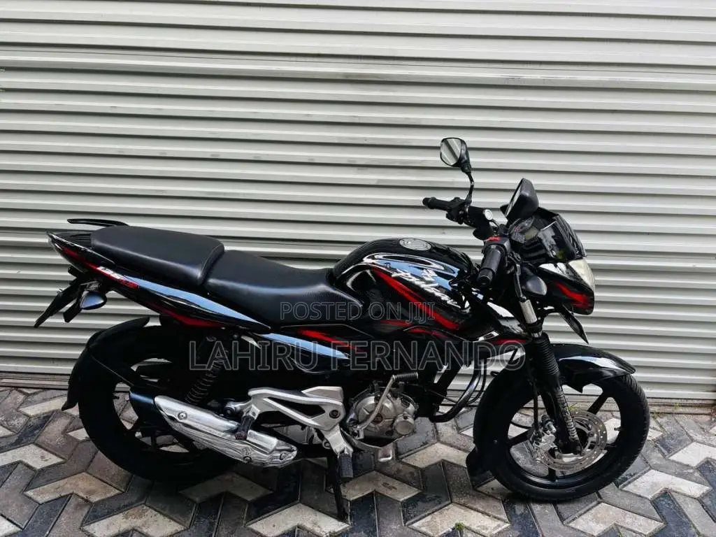 Bajaj Pulsar 135 LS 2013 Motorbike (Used)